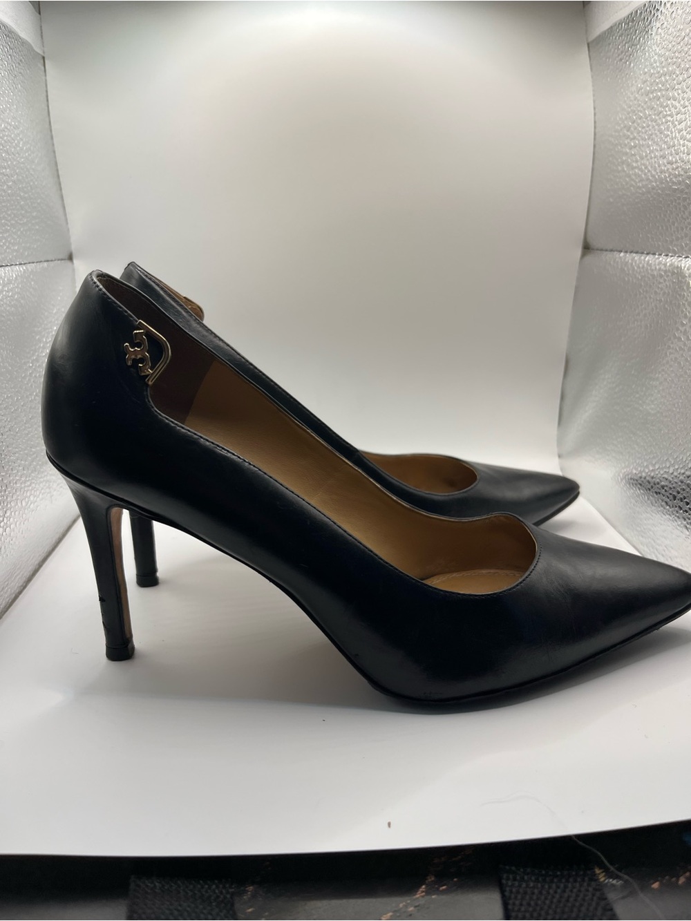 Tory Burch Leather Pointed-Toe Pumps